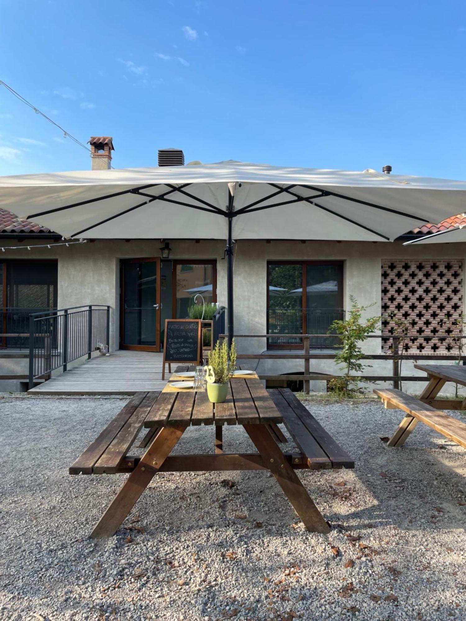 Cascina Bagaggera Villa Rovagnate Luaran gambar